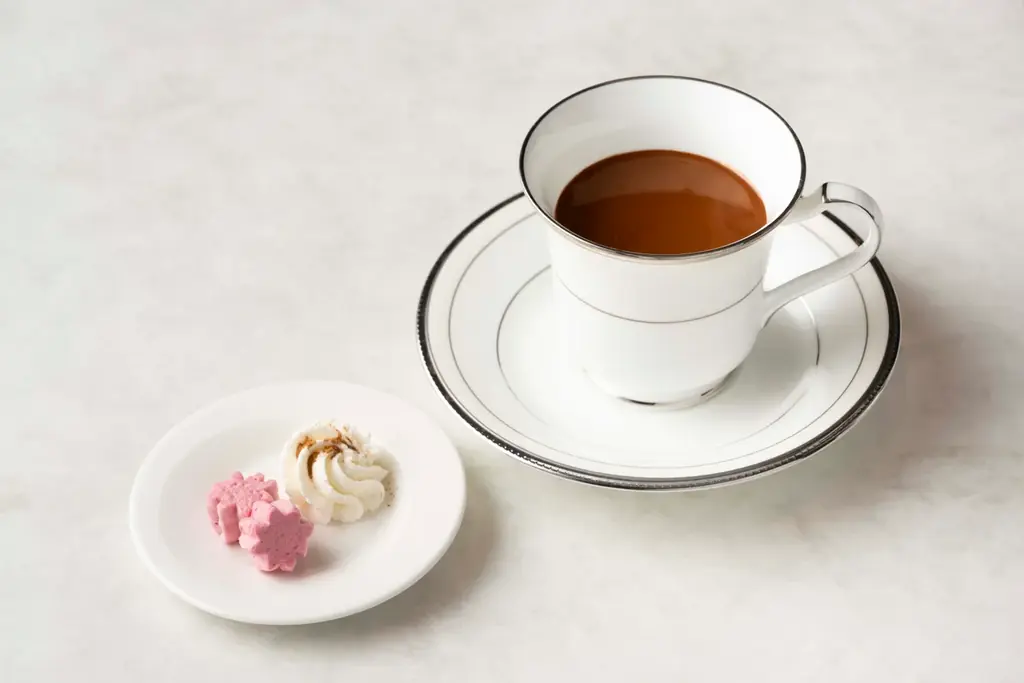 【コロンバン原宿サロン】ロリータファッションの第一人者・青木美沙子さん監修「プリンアラモード エレガンス」を2月1日より提供 画像 5