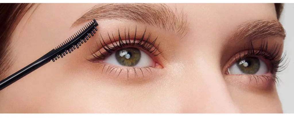 【本日情報解禁】SNS時代の“見られるまつ毛”ニーズに着目。ヒキも、ヨリもきれいに盛れるまつ毛が完成。新技術搭載エテュセ 束ロングマスカラが登場。 画像 7