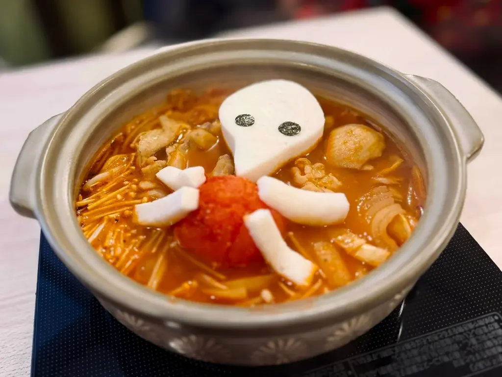 『酒処 鍋小屋 2026 supported by ダイショー』横浜赤レンガ倉庫にて2月1日（日）まで開催中！ご当地鍋18種、日本酒100種超が大集結！お笑いライブに縁日、屋台も！ 画像 5