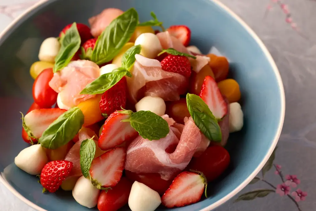 【グランドニッコー東京ベイ 舞浜】2月の3連休限定で「ストロベリースイーツブッフェ～Strawberry Flower Garden～」を開催 画像 8