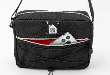 宝島社のほんものそっくりな付録に「ネオバタくん」ポーチや「JAM HOME MADE」×「からあげクン」コラボポーチが登場！ 画像 20