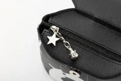 宝島社のほんものそっくりな付録に「ネオバタくん」ポーチや「JAM HOME MADE」×「からあげクン」コラボポーチが登場！ 画像 26