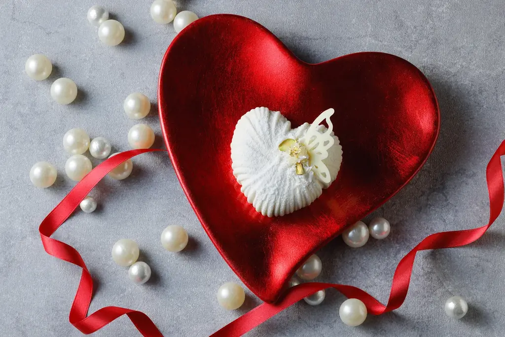 【琵琶湖ホテル】心ときめく季節に、大切な人へ想いを伝えるValentine’s Day & White Day Sweets 画像 3