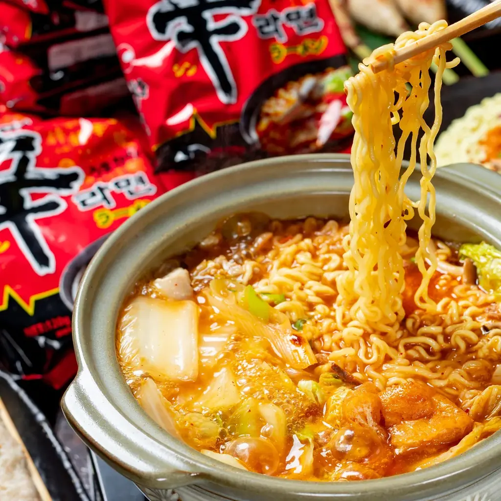 冬の札幌を「アレンジ辛ラーメン」が温める！市内の人気飲食店とコラボし、期間限定で“うまからっ！”な味わいのオリジナルメニューを販売決定！ 画像 12