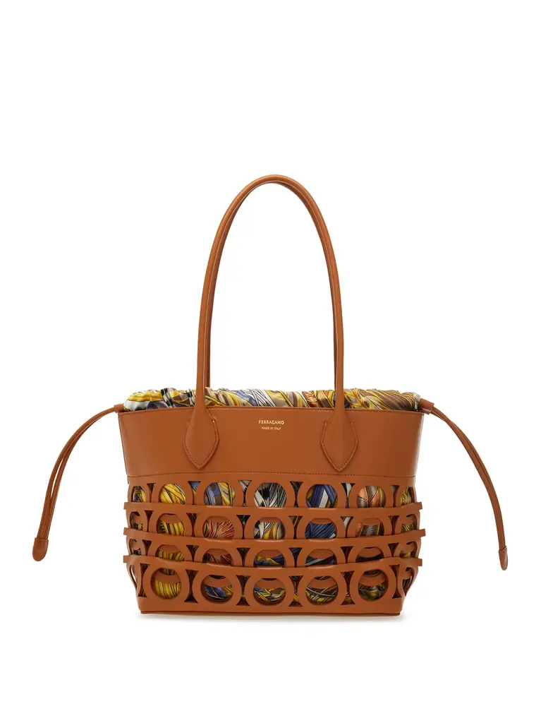 【FERRAGAMO】2026年 プレスプリング最新バッグコレクションにフォーカスしたポップアップストアを伊勢丹新宿店、阪急うめだ本店にて開催 画像 3