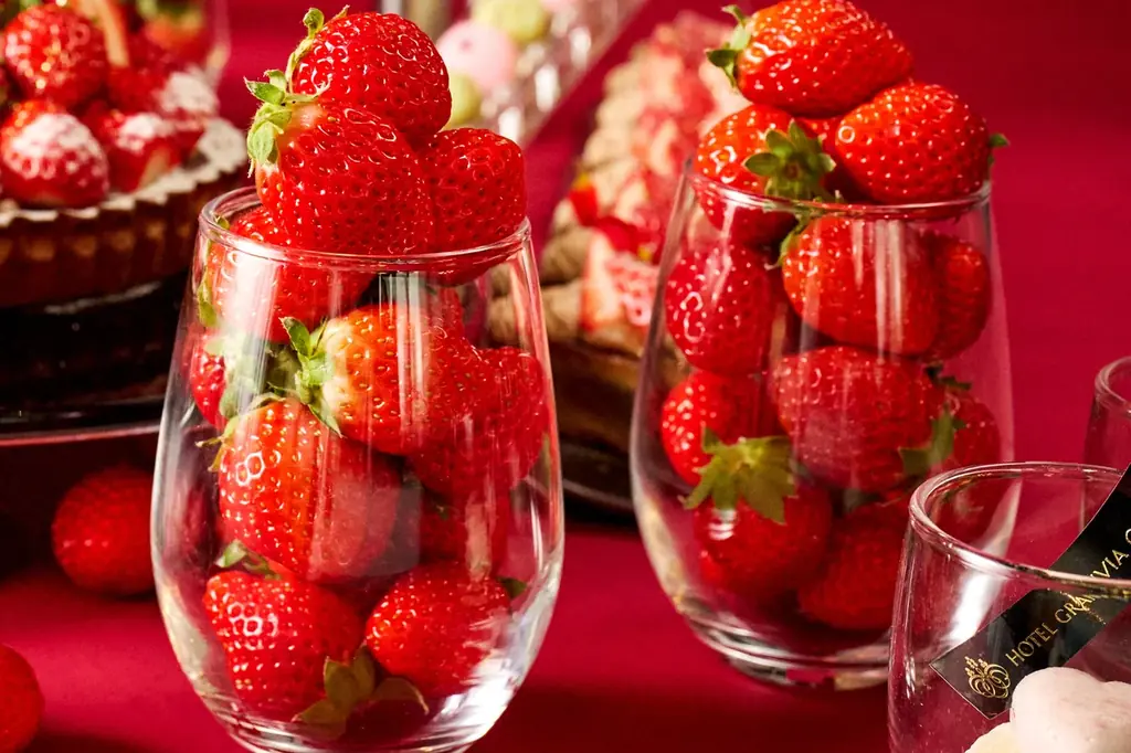 【ホテルグランヴィア大阪】実力派パティシエ4名の新作いちごスイーツも食べ放題！ 「駅上HOTEL de 至福のいちごブッフェ」開催 画像 10