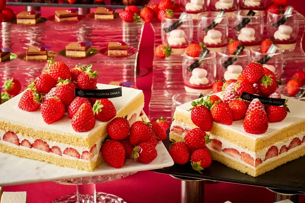 【ホテルグランヴィア大阪】実力派パティシエ4名の新作いちごスイーツも食べ放題！ 「駅上HOTEL de 至福のいちごブッフェ」開催 画像 2