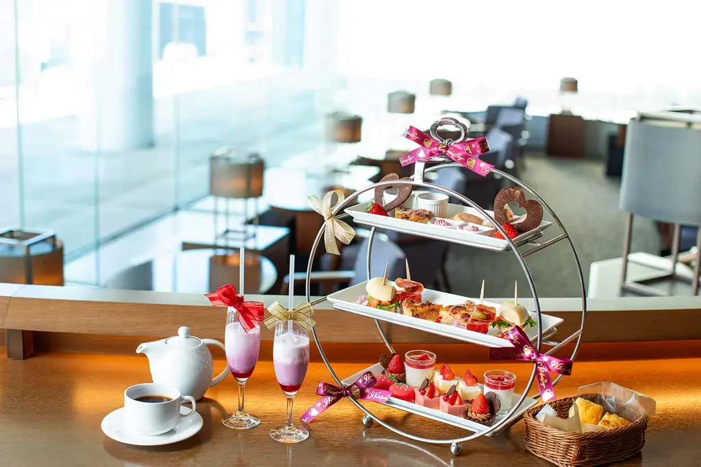 苺とチョコが誘う、ときめきのバレンタインアフタヌーンティー！限定チョコレートドリンクやフレーバーティーで贅沢な午後を！「バレンタインアフタヌーンティー」 画像 4