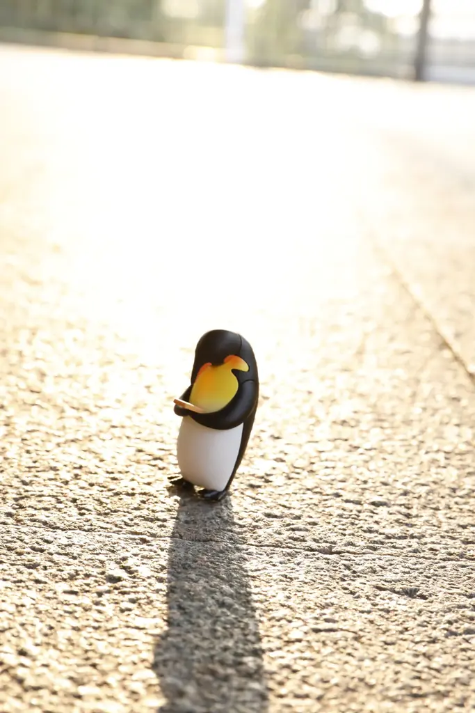 スマホ依存に“かわいい違和感”を！カプセルトイアーティスト・飯田マサミ氏が世界共通テーマを立体化グローバルデザイン第1弾『スマホ人生』、2026年5月 世界同時発売決定 画像 7