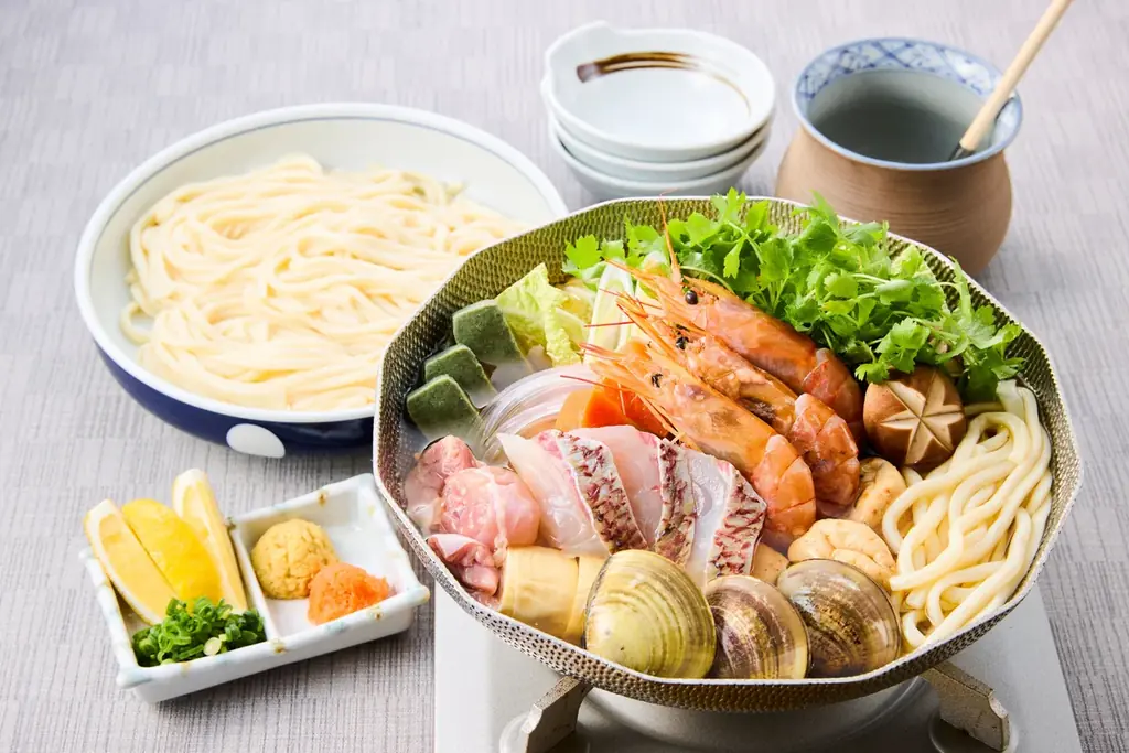 【和食鍋処 すし半】心も体も温まる「冬のあったか鍋祭り」開催！鍋メニューご注文でハイボールやサワーが“何杯でも”半額に 画像 2