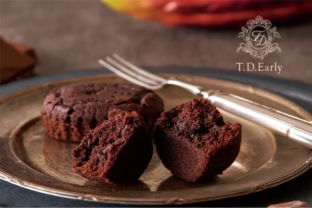 紅茶に合うスイーツブランド「T.D.Early（ティーディーアーリー）」が大丸東京店「amine（アマイン）」で展開開始。冬季限定販売の「ショコラブラウニー」もラインアップ 画像 1