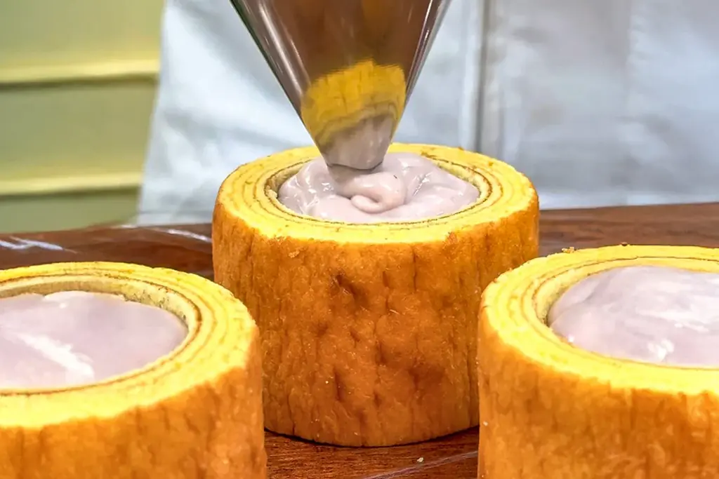 【1/24限定】パリッ！トロッ！年に一度の「ブリュレバウム」。今年は苺カスタードで登場！ 画像 14