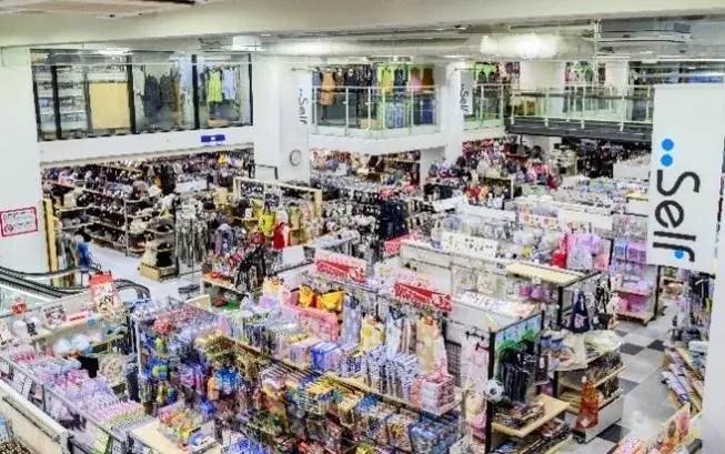 会員制卸売「Self事業」と売場支援「ラックジョバー事業」で小売店の収益向上をサポート　ー売れ筋オリジナル衣料・雑貨を多数展示し、新たなビジネスチャンスを提案ー 画像 3