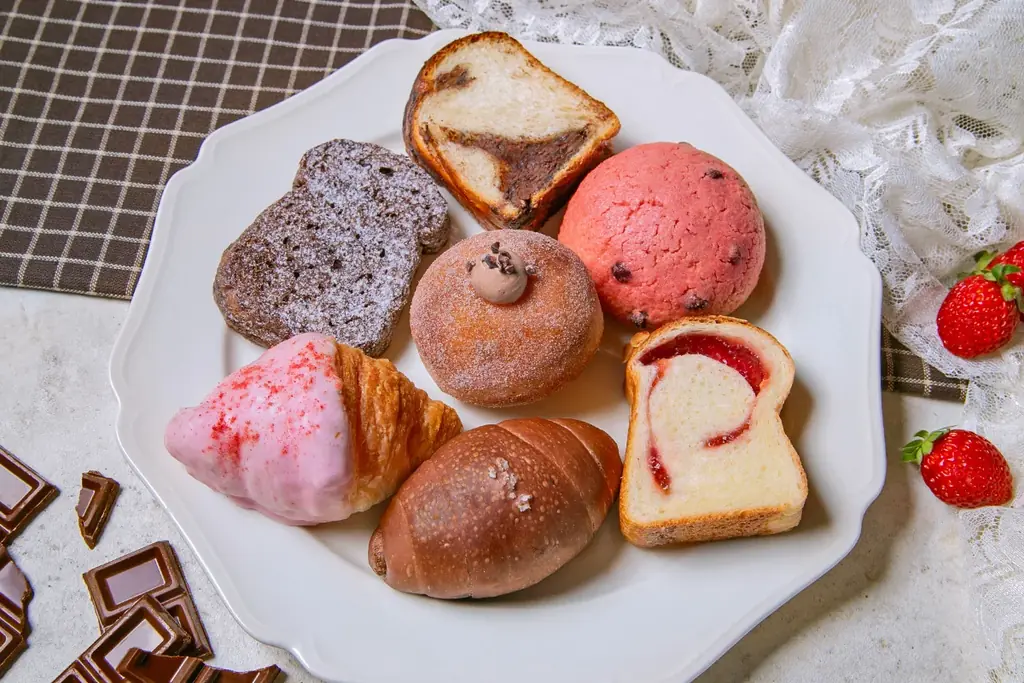 いちごシリーズ第二弾！自家製パン食べ放題ランチに、今だけのいちご×チョコパン登場！神戸メリケンパーク「TOOTH TOOTH FISH IN THE FOREST」にて1月30日（金）より。 画像 10