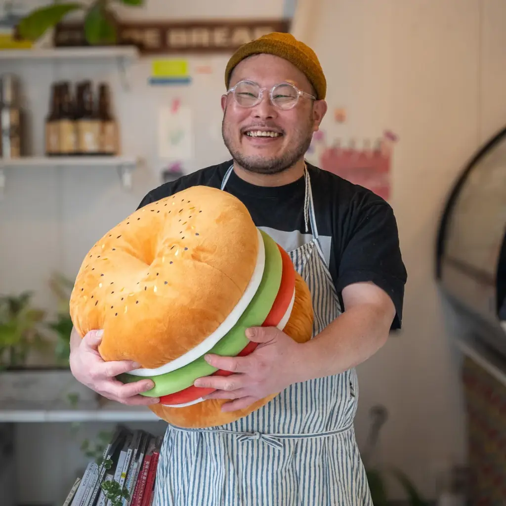 【限定200個】人気ベーカリーのパンを“抱いて眠る”新体験 画像 8