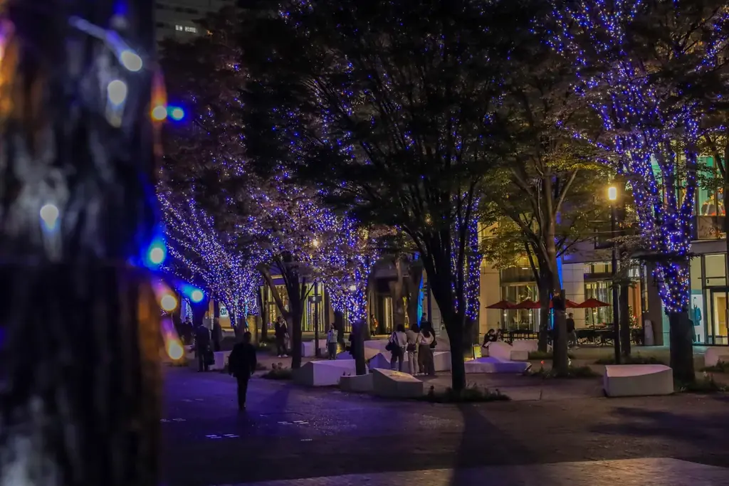 【横浜桜木町ワシントンホテル】夜景ビュー確約＆ロゼスパークリングで特別なひとときを。　プリザーブドフラワー「プティメゾン」付きのアニバーサリープラン　1月26日（月）販売開始／２月10日（火）宿泊開始 画像 3