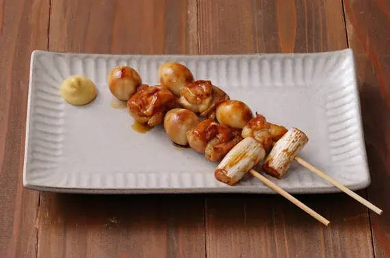 『うぬぼれ続けて創業40周年 ありがとうフェア』第4弾　人気メニュー「骨付きVチキンだし味」が数量限定で復刻！期間限定メニュー全9品を2月1日より提供開始 画像 4