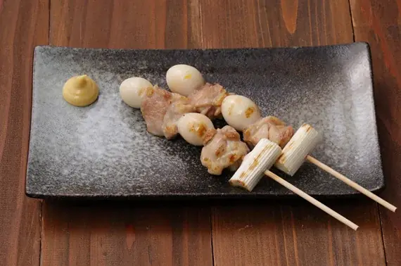 『うぬぼれ続けて創業40周年 ありがとうフェア』第4弾　人気メニュー「骨付きVチキンだし味」が数量限定で復刻！期間限定メニュー全9品を2月1日より提供開始 画像 5