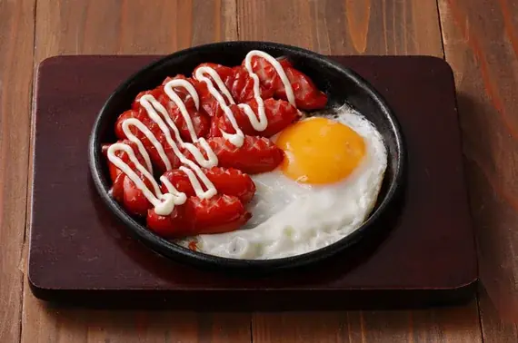 『うぬぼれ続けて創業40周年 ありがとうフェア』第4弾　人気メニュー「骨付きVチキンだし味」が数量限定で復刻！期間限定メニュー全9品を2月1日より提供開始 画像 6