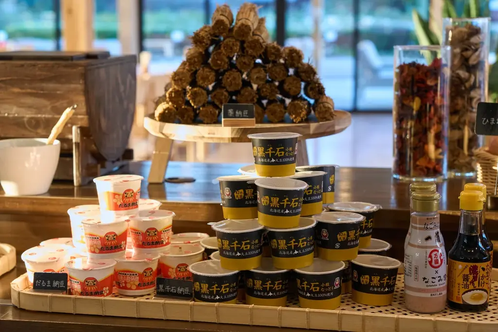 〈冬の澄んだ空気の中、熱々の鍋を暖房完備のプライベートデッキで味わう〉茨城のブランド豚「常陸の輝き」・ブランド鶏「つくば鶏」×地元農園きのこ贅沢鍋フルコースプランが登場 画像 7