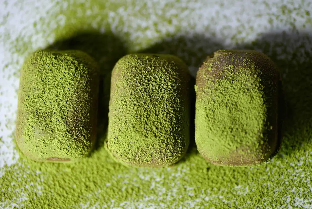 「餅つきで愛を叫べ！」2月11日、バレンタイン餅つき開催。つきたて当日しか食べられない「抹茶に溺れるショコラ餅」数量限定販売。 〜 推し活、カップル、片思い 〜【浅草のおもち専門店・餅屋半兵衛】 画像 2