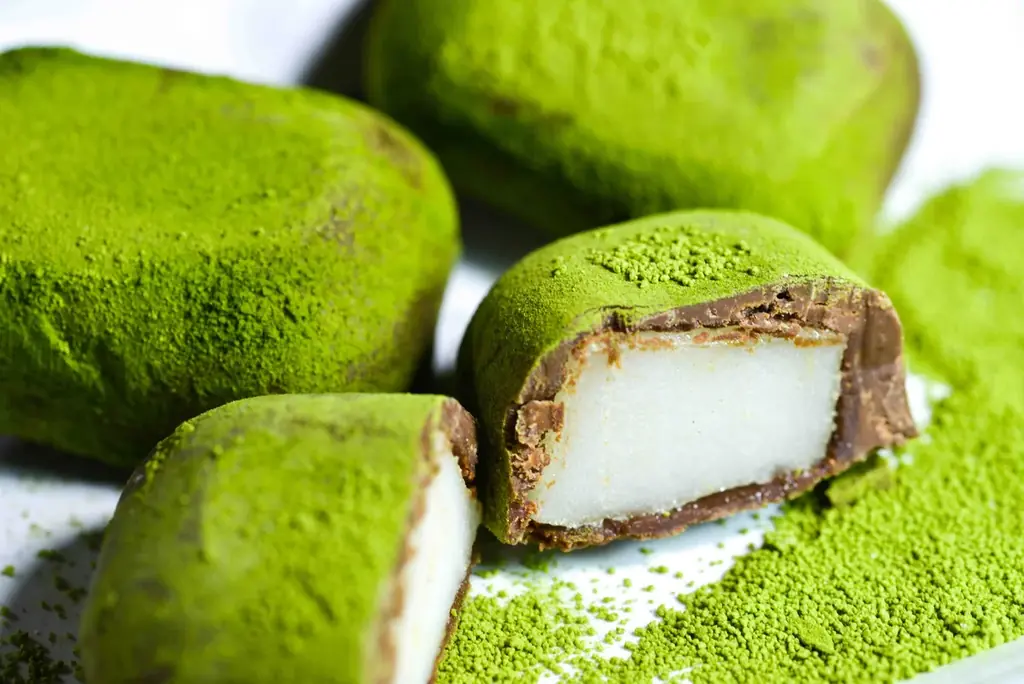 「餅つきで愛を叫べ！」2月11日、バレンタイン餅つき開催。つきたて当日しか食べられない「抹茶に溺れるショコラ餅」数量限定販売。 〜 推し活、カップル、片思い 〜【浅草のおもち専門店・餅屋半兵衛】 画像 3