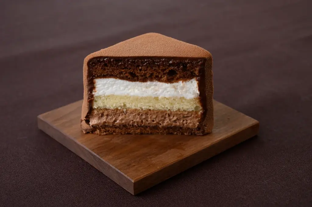 【こだわりの練り込み製法】鎌倉ウィッチのバレンタイン。3種のチョコレートに茶葉の芳醇な香りを閉じ込めた『生チョコレート・アールグレイ』登場 画像 7