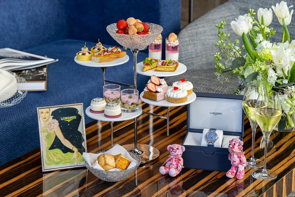 コンラッド東京、2026年3月1日（日）より「桜ストロベリーアフタヌーンティー with ロンジン」を開催 画像 11