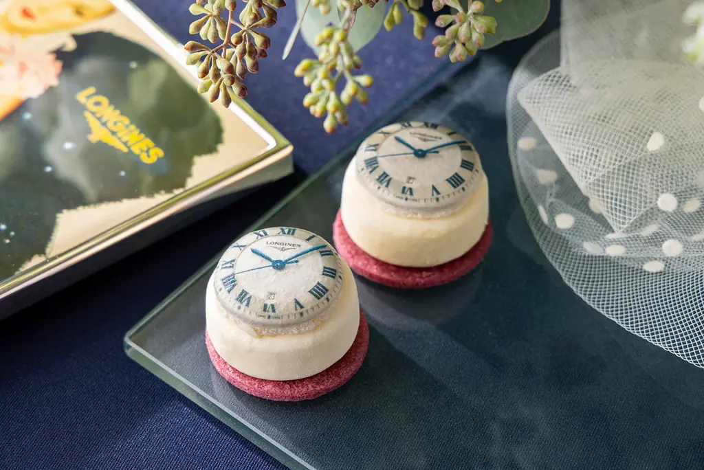 コンラッド東京、2026年3月1日（日）より「桜ストロベリーアフタヌーンティー with ロンジン」を開催 画像 2