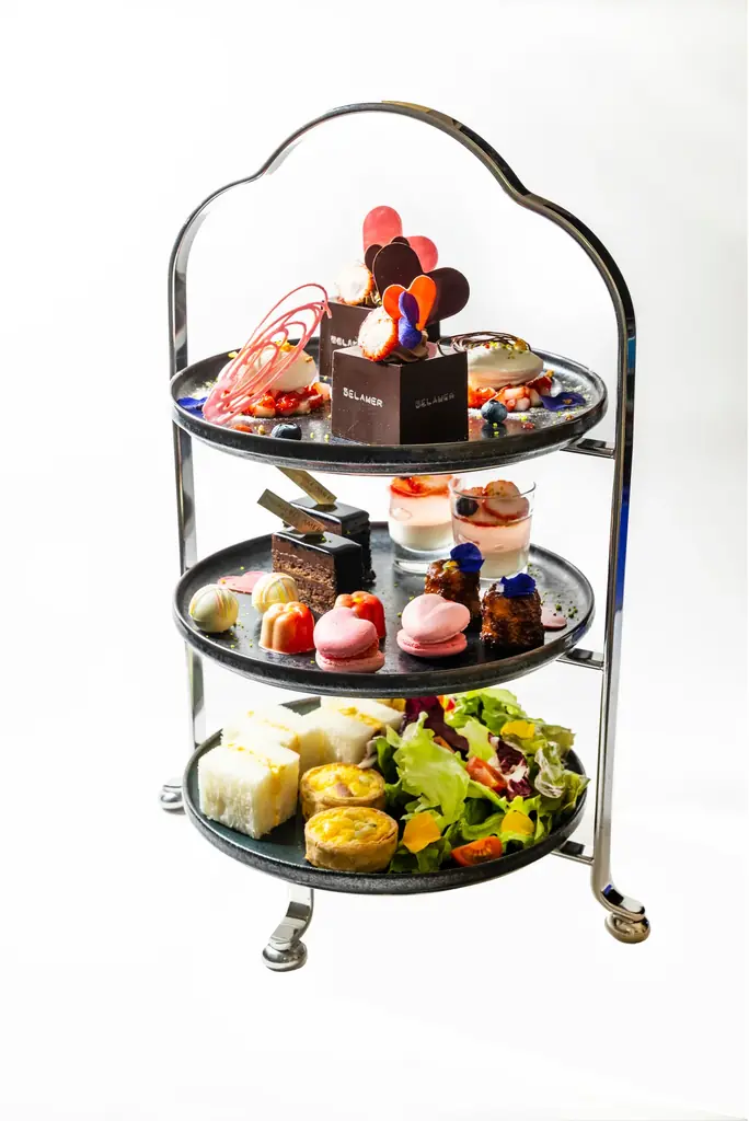 升モチーフのバレンタイン限定アフタヌーンティー