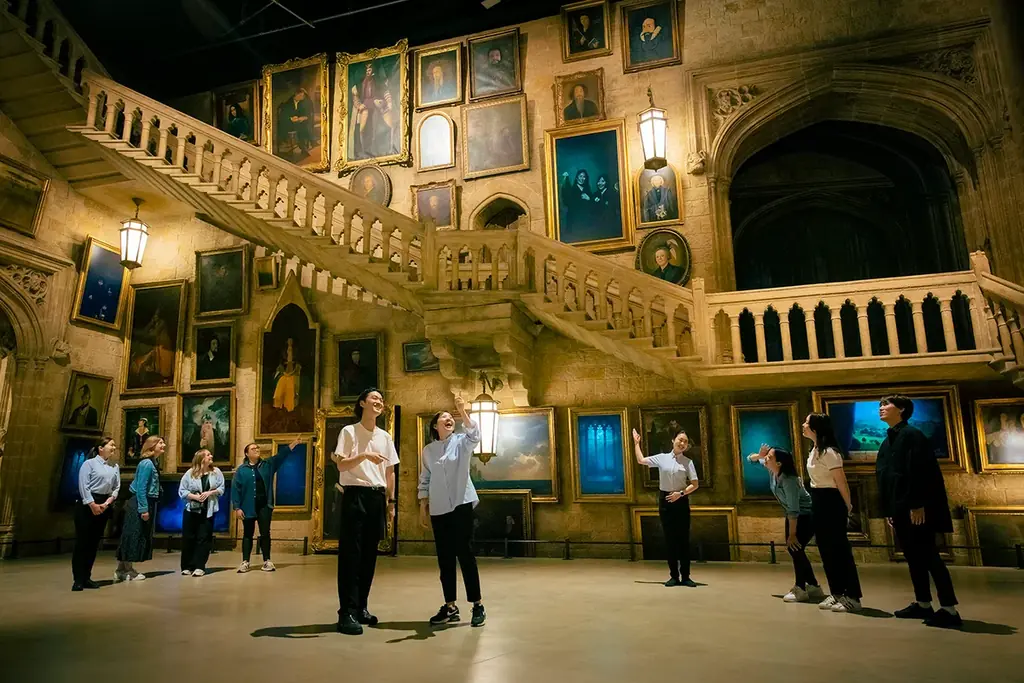 ワーナー ブラザース スタジオツアー東京 – メイキング・オブ・ハリー・ポッター 映画『ハリー・ポッターと賢者の石』公開25周年記念 映画誕生の原点をたどる 特別企画「ホグワーツからの招待状」開催決定 画像 7