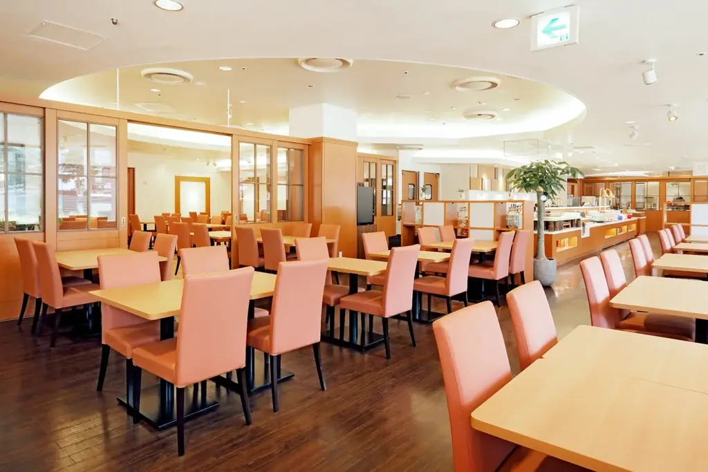 あなただけの“推し色”に染まる！自分で仕上げる「パレットケーキ」で推し撮りが楽しめる「推し色スイーツブッフェ」札幌東急REIホテルにて2月21日より期間限定開催 画像 5