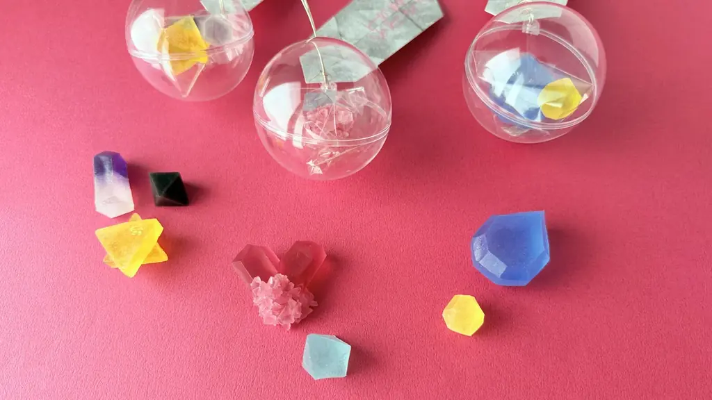 バレンタインギフトにぴったり！ポップなカプセル入り宝石スイーツを1月27日より期間限定発売 画像 1