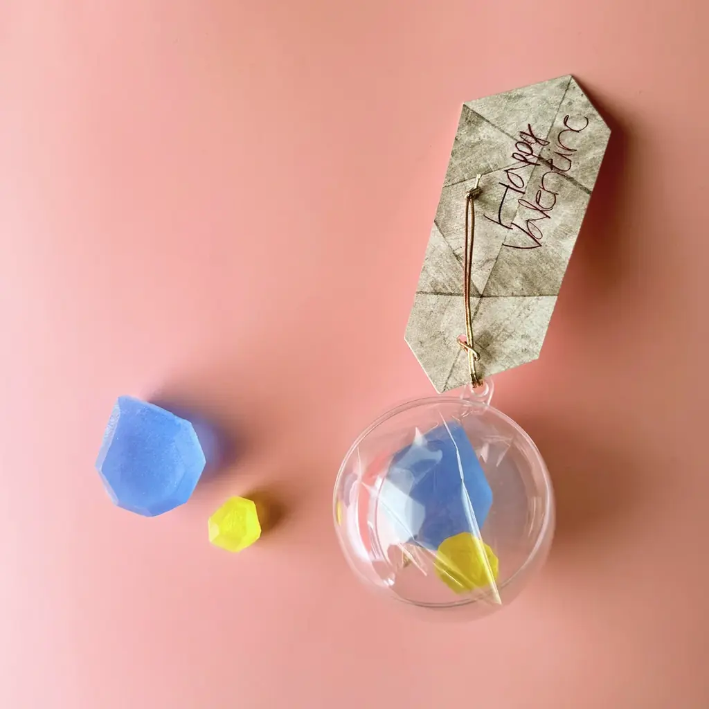 バレンタインギフトにぴったり！ポップなカプセル入り宝石スイーツを1月27日より期間限定発売 画像 3