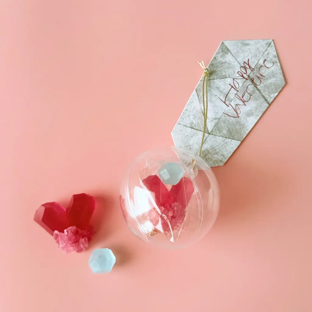 バレンタインギフトにぴったり！ポップなカプセル入り宝石スイーツを1月27日より期間限定発売 画像 4