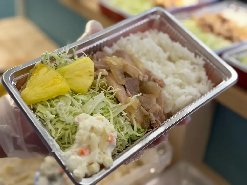 【12月活動報告】東京都北区の地域の居場所「絆食堂」初のクリスマス会を実施　ビーフシチューは50食完売（子ども無料・大人300円） 画像 4