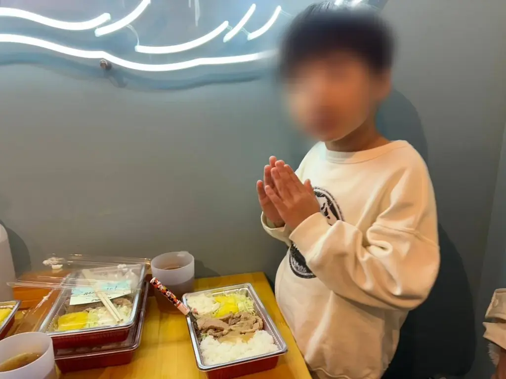 【12月活動報告】東京都北区の地域の居場所「絆食堂」初のクリスマス会を実施　ビーフシチューは50食完売（子ども無料・大人300円） 画像 5