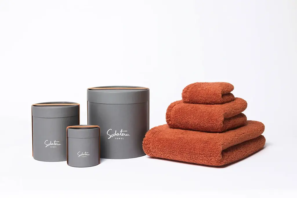 【育てるタオル】2026年限定カラー“ADVENTURE”登場。若手アーティストOno氏と描く、未来へ踏み出す2色「feel Two for you ADVENTURE」1月28日発売 画像 10