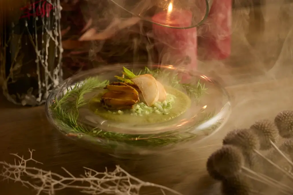 ハワイ発のフレンチビストロ『natuRe tokyo』で「苺×薪⽕」をテーマにした期間限定バレンタインコースの予約受付を開始 画像 3