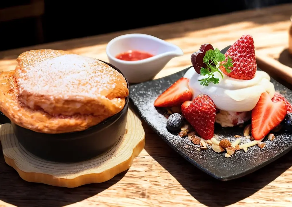 茶屋本陣 畔屋 “cafe KOMON 湖紋”　季節限定「静岡紅ほっぺのパンケーキ」販売開始！ 画像 1