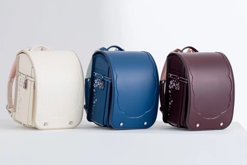 フィットちゃん2027年度ご入学向け新作発表 第2弾｜黒や青など“大人かわいい”新色に、クラシカルな新モデルが登場！取り外し可能な新アイテム「着せ替えリボン（別売り）」も展開 画像 3