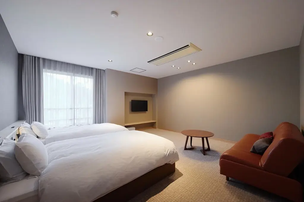 【バレンタイン×温泉宿】大人のティラミスパフェが新登場！食事の〆はバーでスイーツなひとときを｜2026年2月13日（金）～15日（日） 画像 4