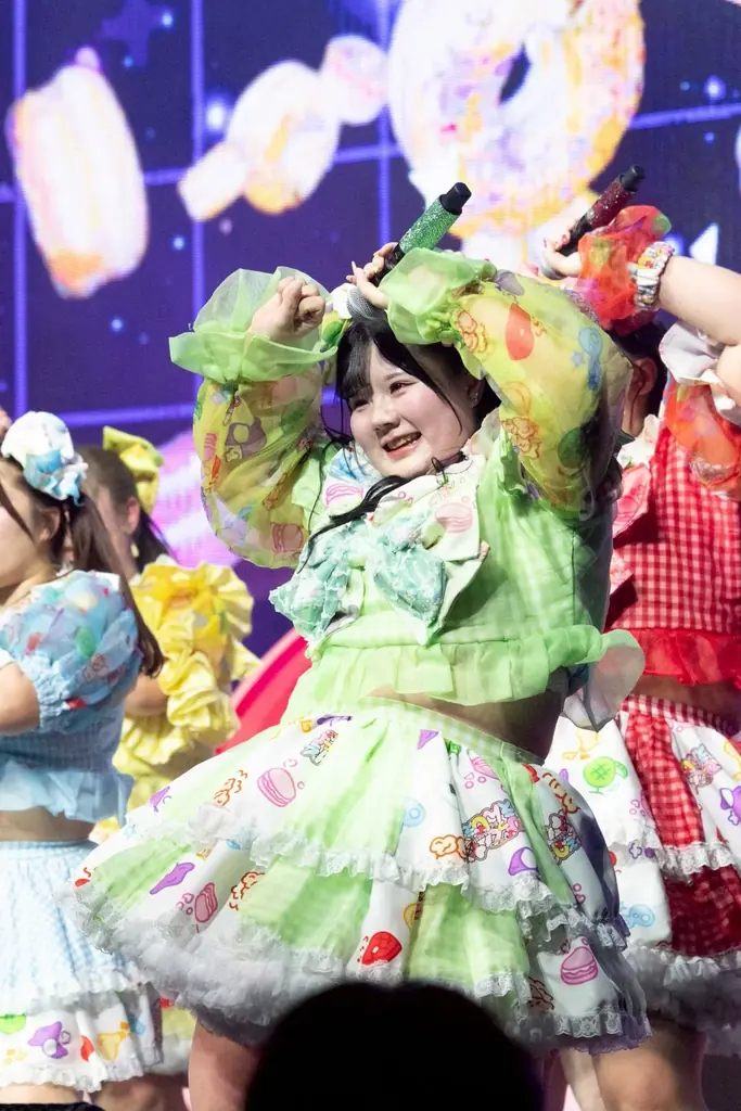 びっくえんじぇるがアイドルライブで前代未聞の“生”体重測定！結果はわずか半年で57kg［764kg → 820kg］増量⁉ 軽トラック超えの重量アイドルに!! 画像 9