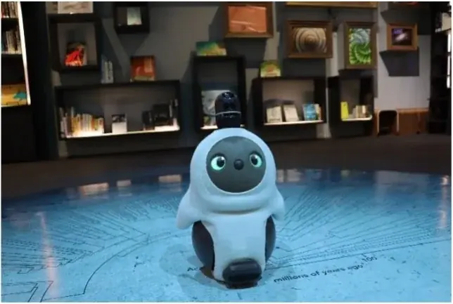 『LOVOT』とAQUARIUM×ART átoaのコラボレーションイベント　「LOVOT×アトア Special Private Night」開催決定！ 画像 2