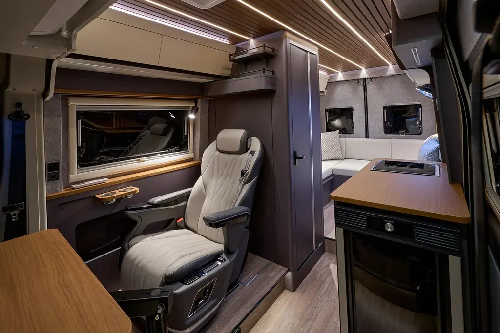 RVランド、FIAT DUCATOベースの新型フラッグシップモデルを初披露。幕張メッセでデビュー 画像 1