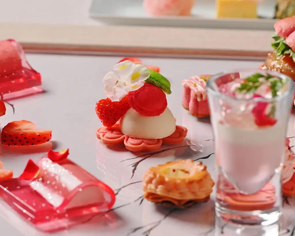 【ザ・プリンス 京都宝ヶ池】村野藤吾の名建築「茶寮」で楽しむ京都の春　和のアフタヌーンティーセット「Art of Plate～香風駘蕩（かふうたいとう）～」を販売 画像 3