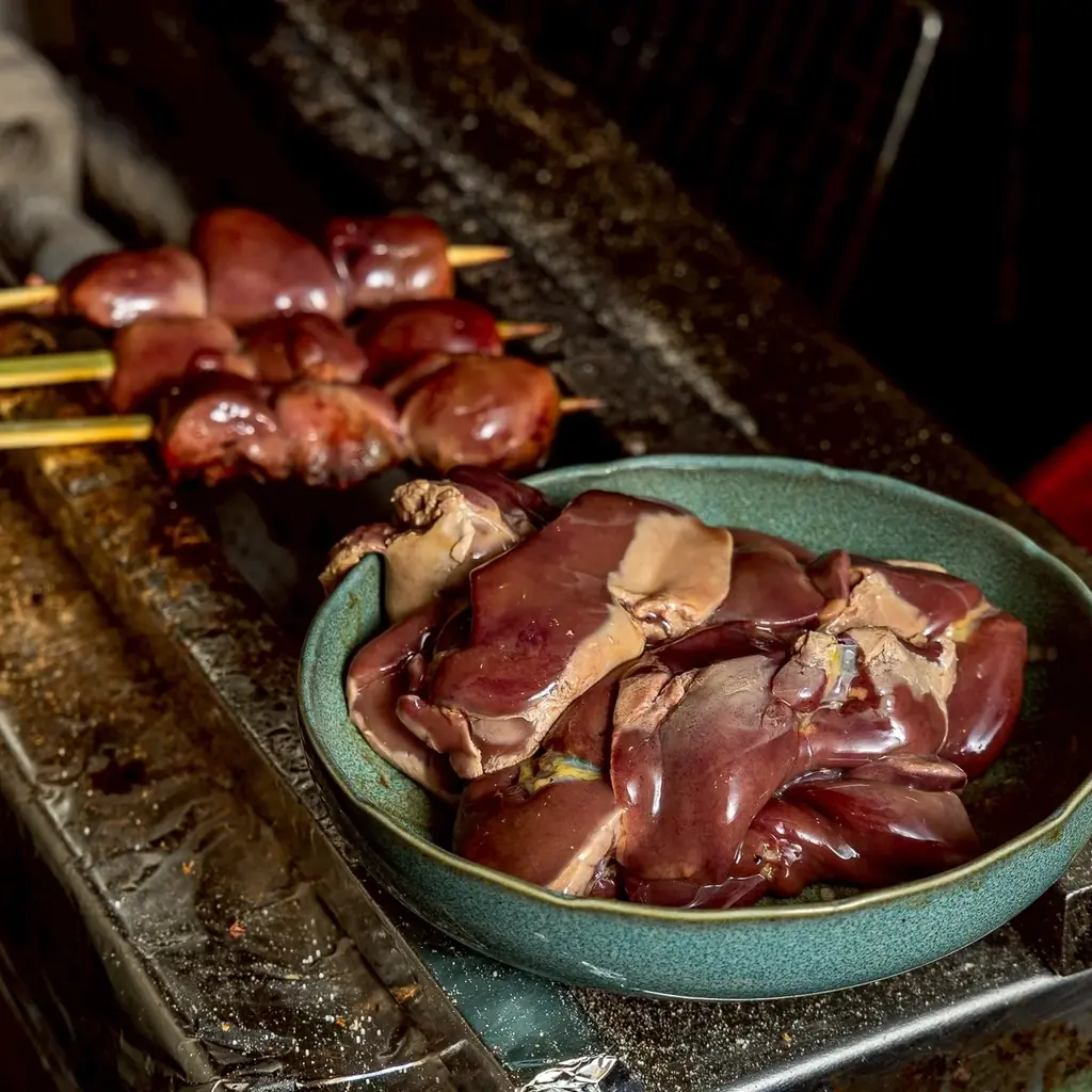 焼鳥100円【池袋東口】栄町通りの古民家を再生「焼鳥と酒 風林」備長炭火×手打ちで2026年2月11日グランドオープン。只今練習を兼ねてプレオープン中2026年2月10日まで焼き鳥串全品100円 画像 9