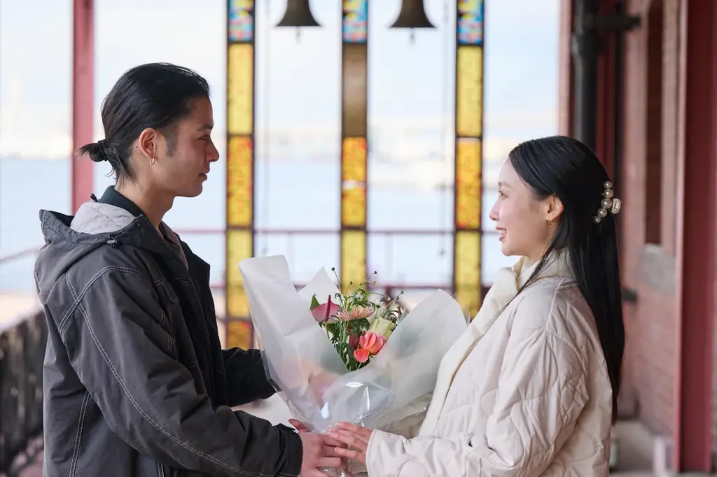 「愛妻の日(1/31)」、「バレンタインデー(2/14)」、「ホワイトデー(3/14)」の3日間限定　横浜赤レンガ倉庫で特別イベント「Letter Bouquet（レターブーケ）」体験を開催 画像 2