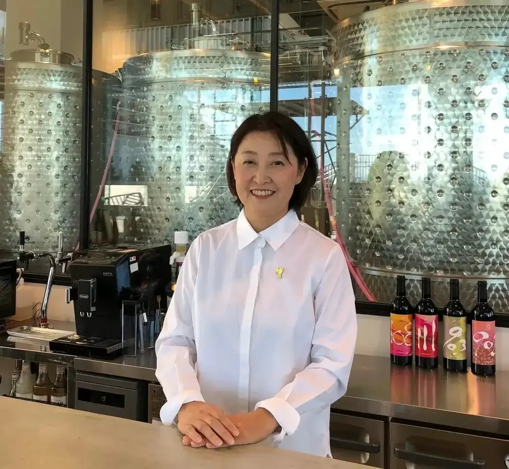 「青森チョコスイーツと神戸のお酒のペアリングを楽しむ会」がf wineryで2月14日に開催、青森チョコスイーツ×神戸のワイン＆日本酒のペアリングメニューも2月14～23日の土日祝に数量限定提供 画像 9