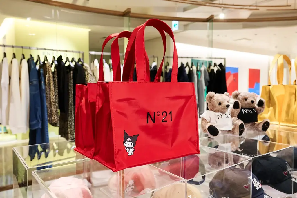 【N21】クロミ、フォーティーセブン、MLBとスペシャルコラボレーション 伊勢丹新宿店でポップアップイベントを開催　伊勢丹先行アイテムも登場 画像 2